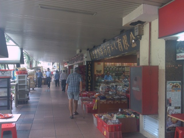 Toko-toko di sepanjang Chinatown