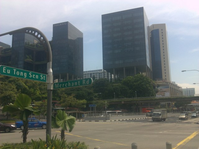 Eu Tong Sen Street junction