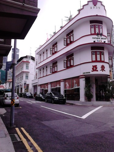 A beautiful junction at Chinatown Area, Singapore