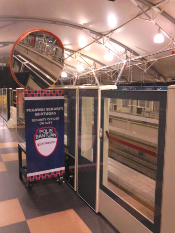KL Monorail platform