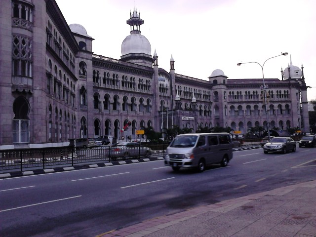 Bangunan KTM Berhad hasil jepretan gue