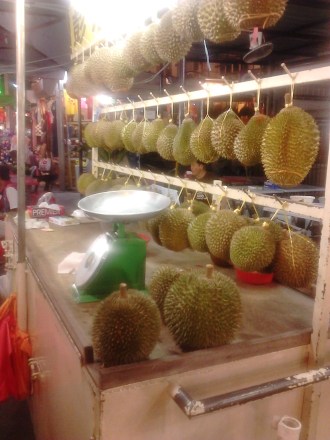 Durians! *vomit* *not a durians lover*