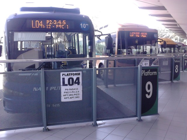 Nadi Putera buses
