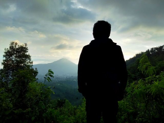 Ganteng banget ya gue!