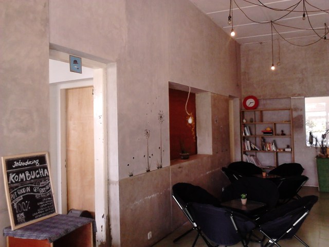 Interior cafe Masbash Monster Ice, Bandung