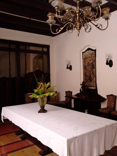 Ruang makan Pura Mangkunegaran