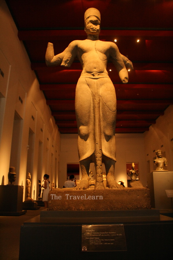 A great sculpture inside Sivamokhaphiman Hall - Bangkok National Museum