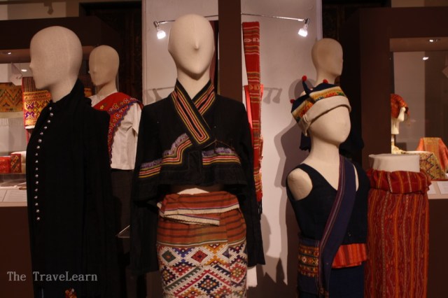 Errr, sebuah keluarga tanpa muka?