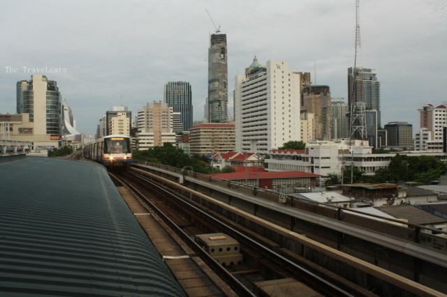 A BTS / Skytrain approacing