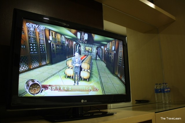 Cable TV - RedDoorz Mangga Besar, Jakarta