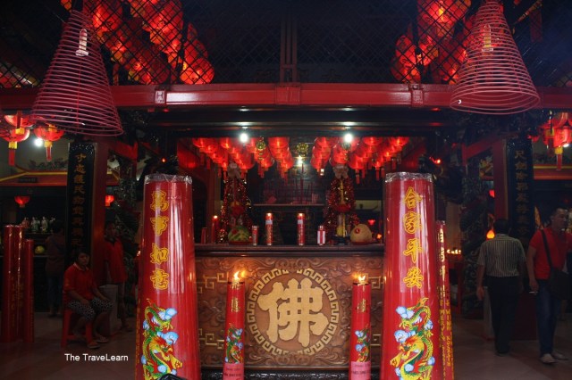 Praying hall, Toa Se Bio Temple