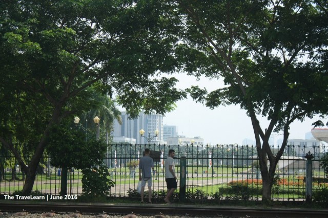A couple of curious foreign travelers
