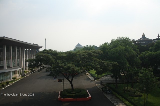 Pemandangan dari peron aeromovel TMII