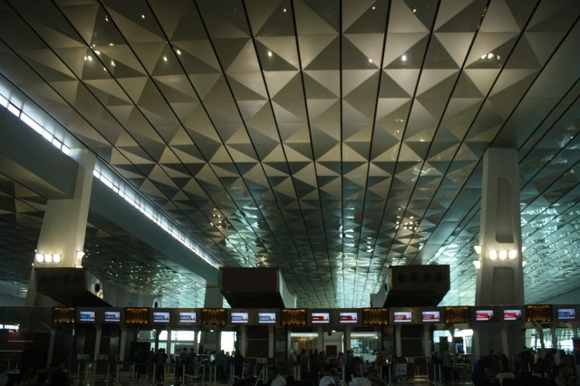 Konter Check-In di T3 Ultimate