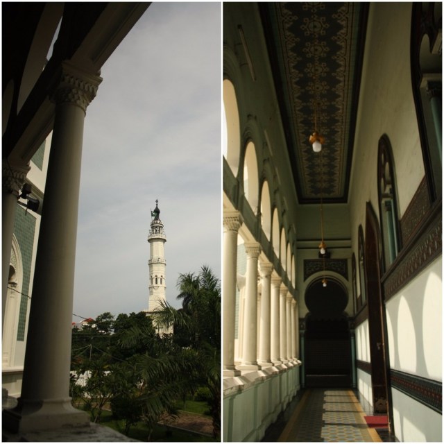 Masing-masing serambi (sayap) Masjid Raya Medan memiliki langit-langit tinggi dan kubah sendiri