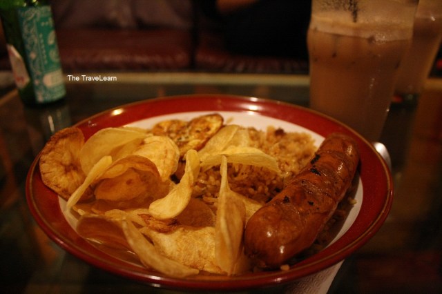 Nasi Goreng di Waroeng Gephetto Bandung ini bisa buat 2 orang