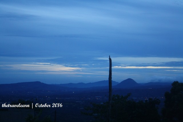 Langit Bukit Alesano dari sisi yang lain