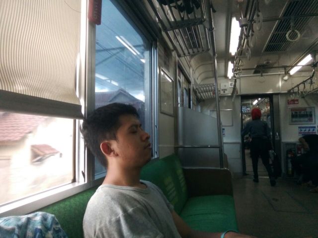 Terkantuk dalam perjalanan pulang ke Jakarta