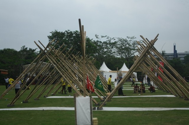 Rangkaian permainan tradisional Sunda