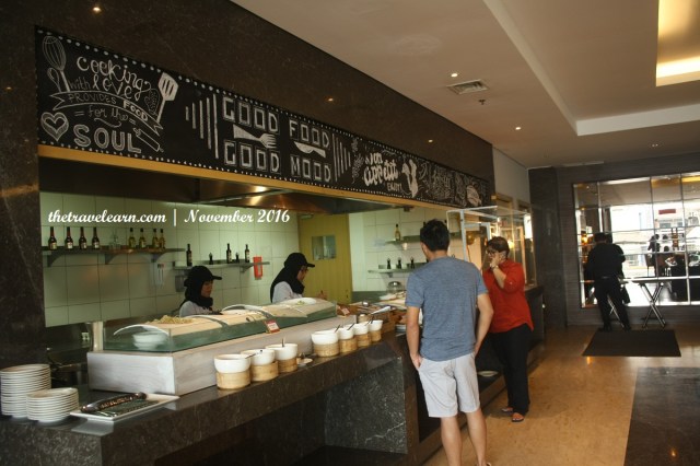 Bar untuk pesan makanan dadakan