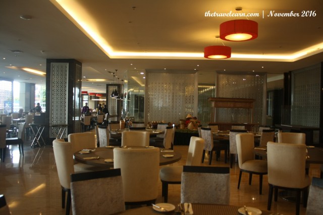 Ruang Makan Hotel Grand Tjokro Bandung