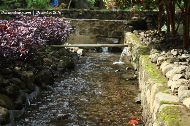 Kali di Curug Putri Pelangi. Jernihnyaaa