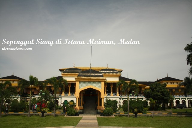 istana-maimun-medan-sumatera-utara-02