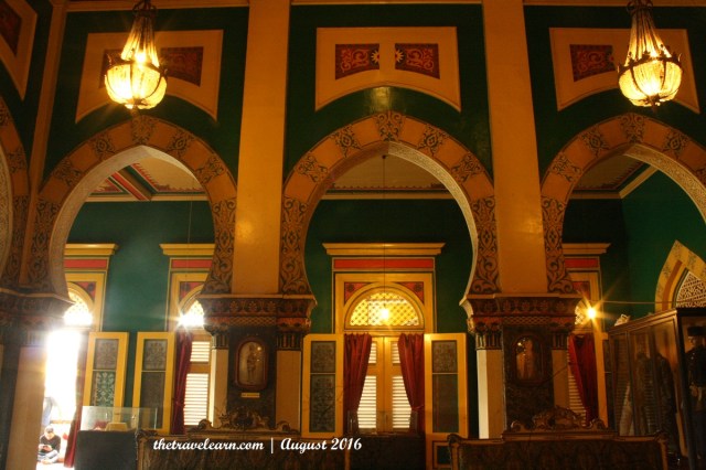 Lengkungan Istana Maimun yang Khas Timur Tengah