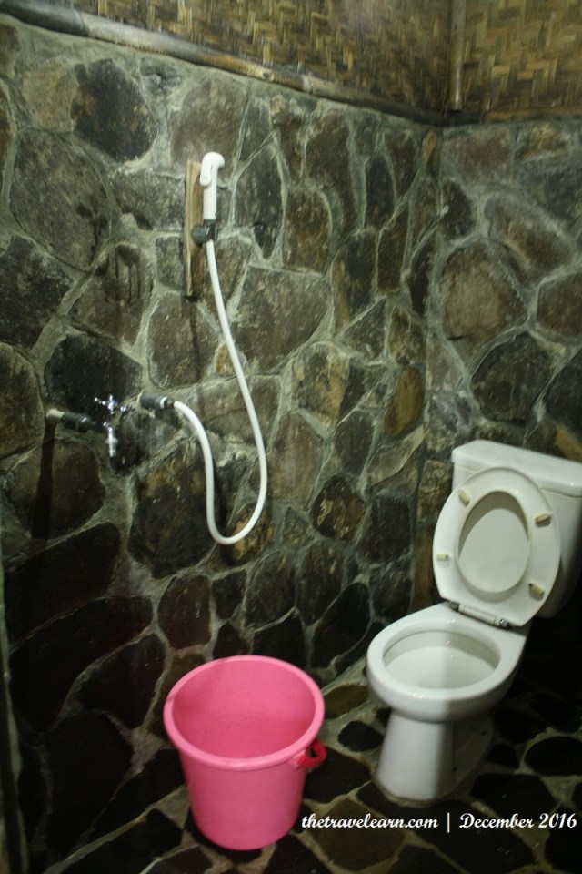 Kamar Mandi Villa Botani, Bogor