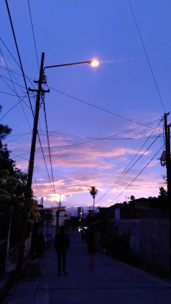 Hasil foto kamera belakang Infinix Hot 3 Max LTE, outdoor minim pencahayaan