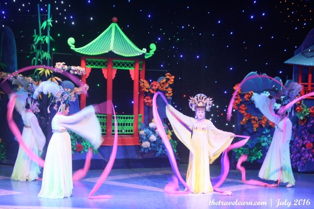 blog-mambo-cabaret-show-bangkok-ladyboy-thailand-5